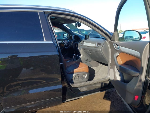 WA1EFCFS9FR010605 Audi Q3 2.0t Premium Plus