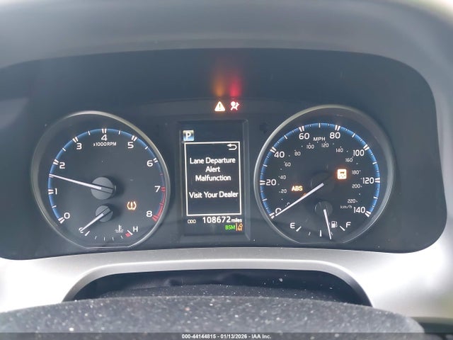 Toyota Rav4 Xle 2018 JTMRFREV2JJ239379 Image 7