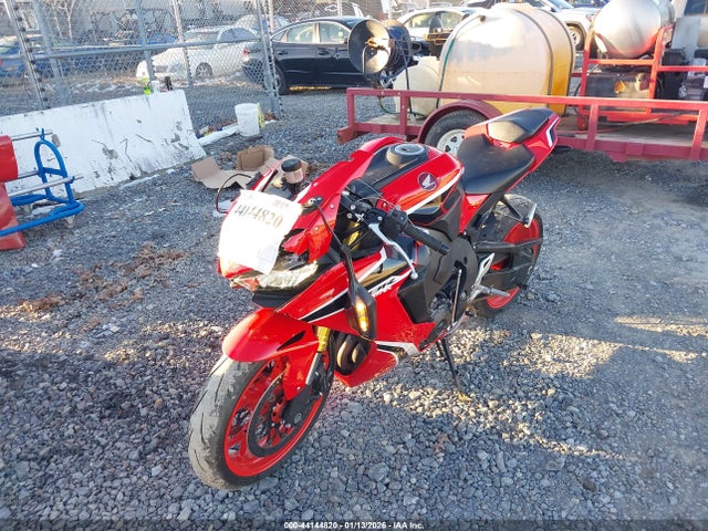 2017 HONDA CBR1000 JH2SC7706HK000381 Photo 1