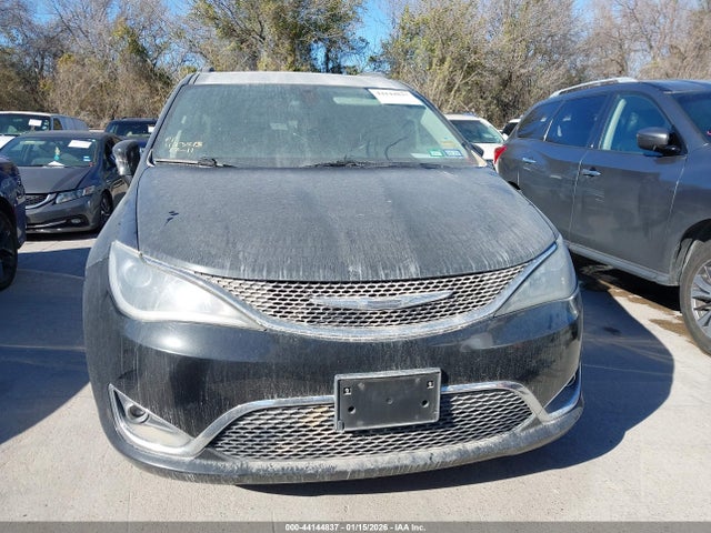 Chrysler Pacifica Touring-l 2017 2C4RC1BGXHR820747 Image 12