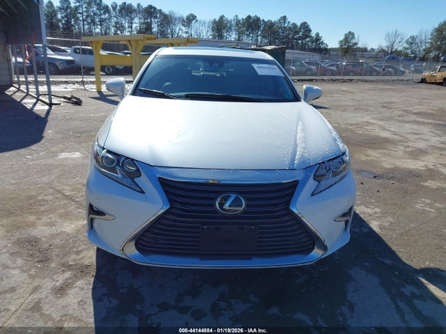JTHBK1GG3G2222055 Lexus ES 350