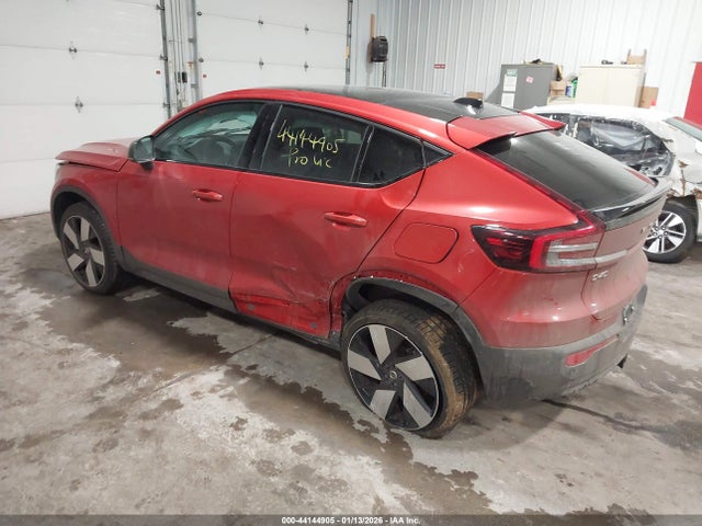 2023 VOLVO C40 RECHARGE PURE ELECTRIC YV4ED3GM9P2040058 Photo 2