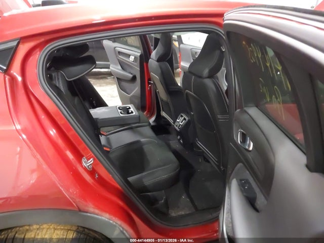 2023 VOLVO C40 RECHARGE PURE ELECTRIC YV4ED3GM9P2040058 Photo 7