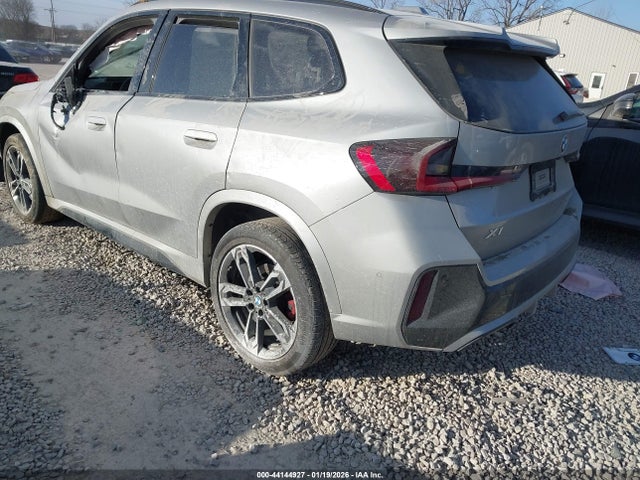 2025 BMW X1 WBX73EF01S5153635 Photo 2