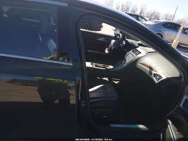 3LN6L2G94FR616158 Lincoln MKZ