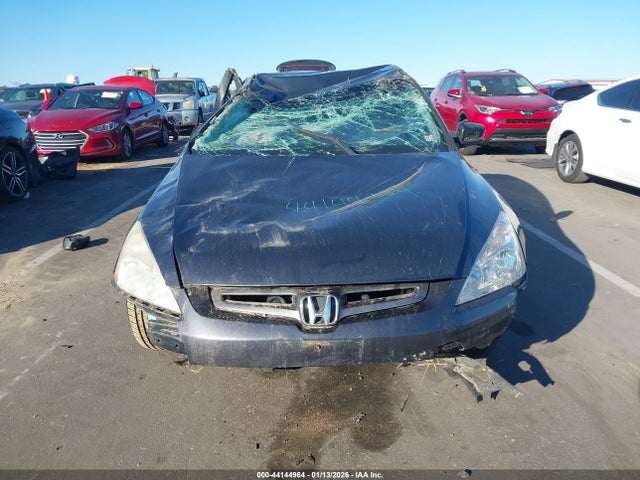 Продажа на аукционе авто 2003 Honda Accord 2.4 Lx, vin: 1HGCM56303A064765, номер лота: 44144964