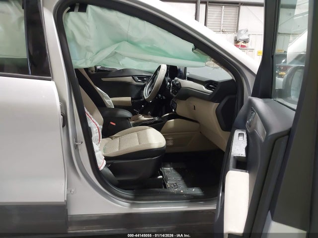 1FMCU0G68LUB18799 Ford ESCAPE SE