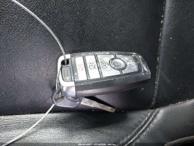 1FM5K8D88JGA96432 Ford EXPLORER XLT
