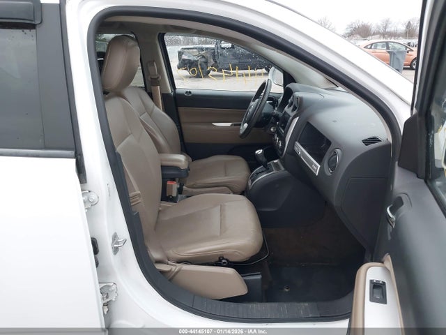 Jeep Compass Limited 2014 1C4NJCCB0ED505697 Image 5