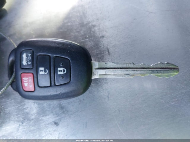 2T1BURHE6GC634589 Toyota Corolla S Plus