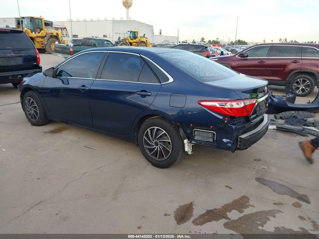 Toyota CAMRY LE 2015 4T4BF1FK0FR479237 Image 3