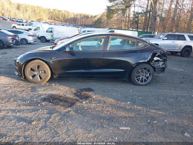 Tesla Model 3 Standard Range Plus Rear-wheel Drive 2021 5YJ3E1EA7MF090339 Image 14