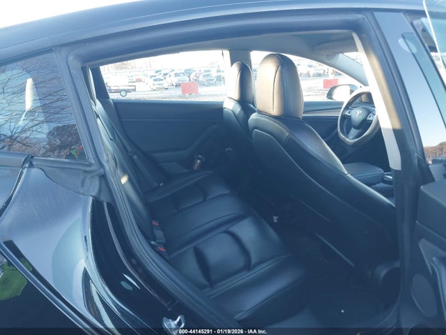 Tesla Model 3 Standard Range Plus Rear-wheel Drive 2021 5YJ3E1EA7MF090339 Image 8