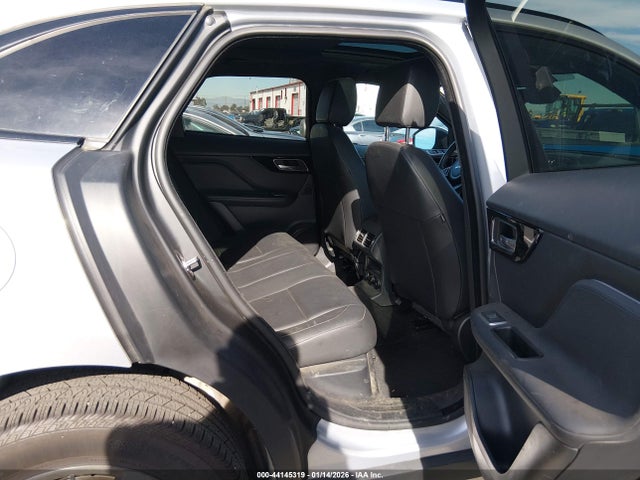 2020 JAGUAR F-PACE SADCJ2FX9LA629821 Photo 7