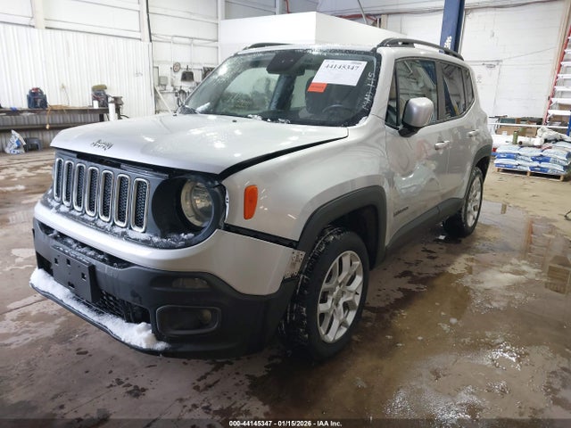 Продаж на аукціоні авто 2015 Jeep Renegade Latitude, vin: ZACCJBBT0FPB65684, номер лоту: 44145347
