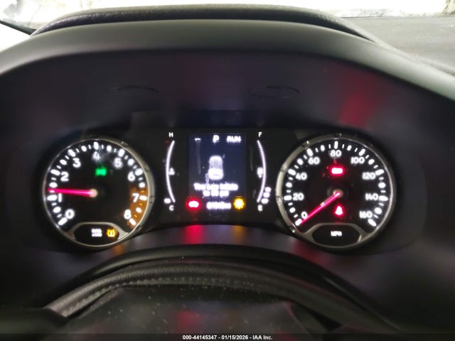 Продаж на аукціоні авто 2015 Jeep Renegade Latitude, vin: ZACCJBBT0FPB65684, номер лоту: 44145347