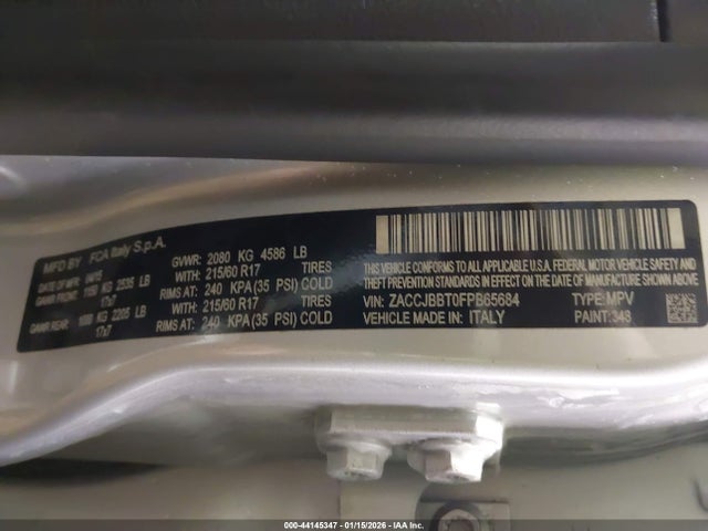 Продаж на аукціоні авто 2015 Jeep Renegade Latitude, vin: ZACCJBBT0FPB65684, номер лоту: 44145347