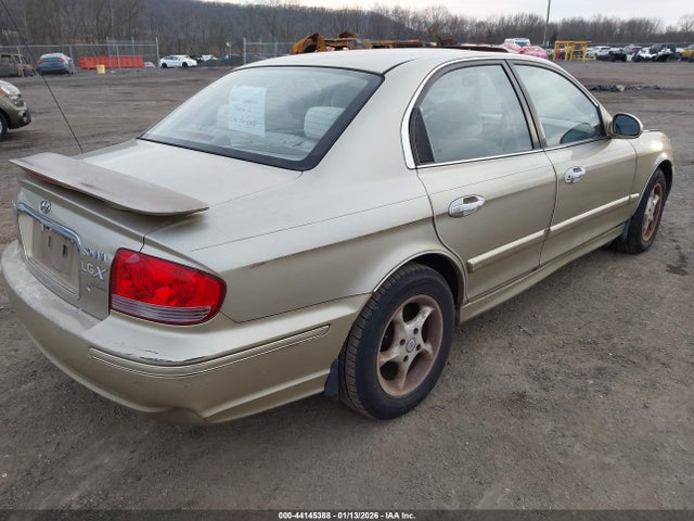 2003 HYUNDAI SONATA KMHWF25S23A796470 Photo 3