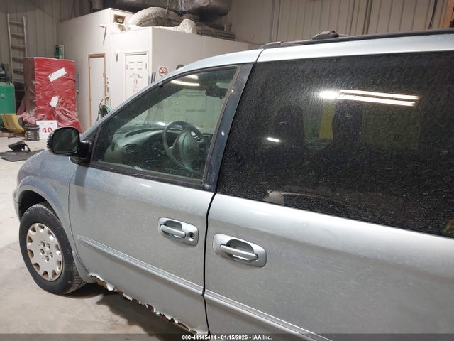 2003 Chrysler Town & Country Lx მანქანა იყიდება აუქციონზე, vin: 2C4GP44323R329511, აუქციონის ნომერი: 44145414