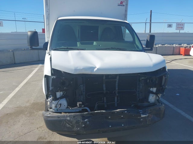 1GB0G2CAXE1140137 Chevrolet Express Cutaway 3500