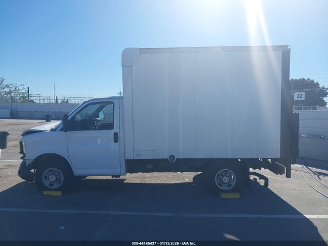 1GB0G2CAXE1140137 Chevrolet Express Cutaway 3500