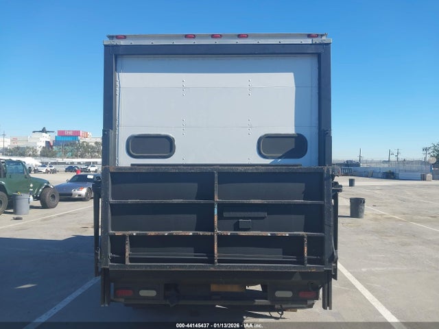 1GB0G2CAXE1140137 Chevrolet Express Cutaway 3500