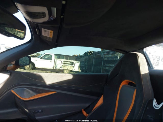 2021 MCLAREN 720S SBM14FCA4MW006247 Photo 4