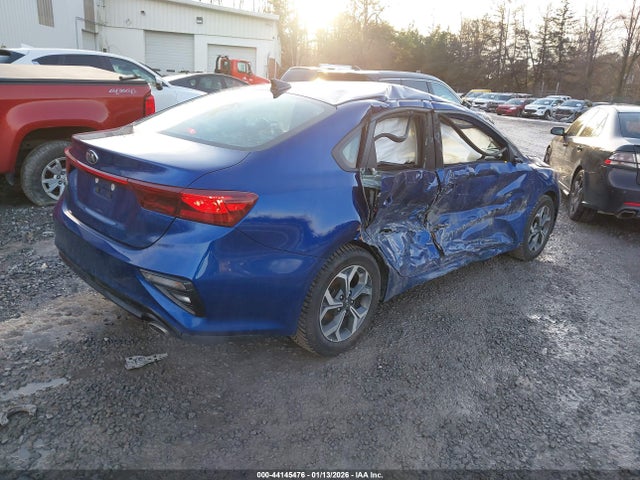 44145476 :رقم المزاد ، 3KPF24AD0LE179200 vin ، 2020 Kia Forte Lxs مزاد بيع