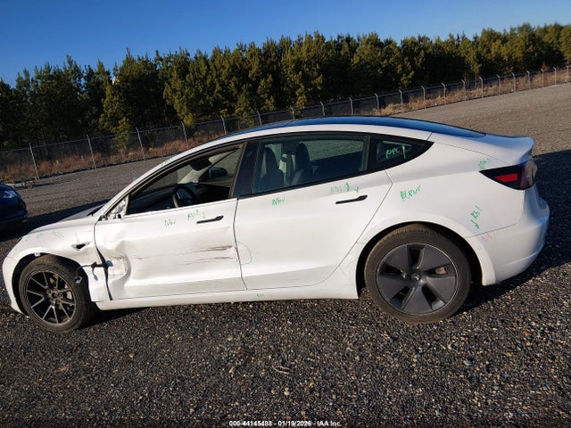 Tesla Model 3 Long Range Dual Motor All-wheel Drive 2021 5YJ3E1EBXMF901981 Image 13