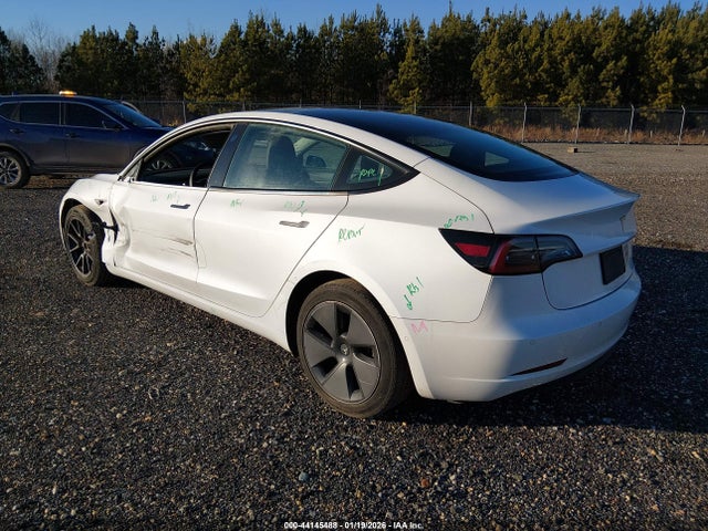 2021 TESLA MODEL 3 5YJ3E1EBXMF901981 Photo 2
