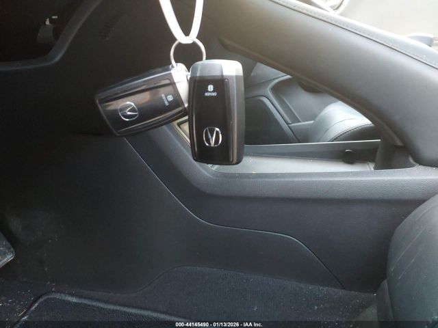 2019 ACURA RDX 5J8TC2H30KL011016 Photo 10