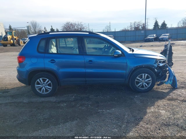 WVGBV7AXXHW508222 Volkswagen Tiguan 2.0t S