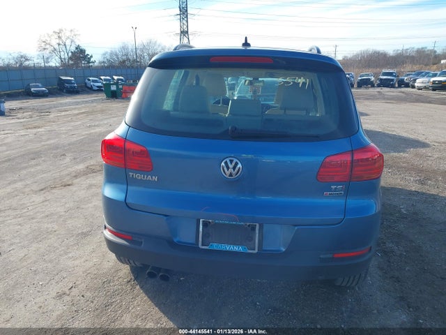 WVGBV7AXXHW508222 Volkswagen Tiguan 2.0t S
