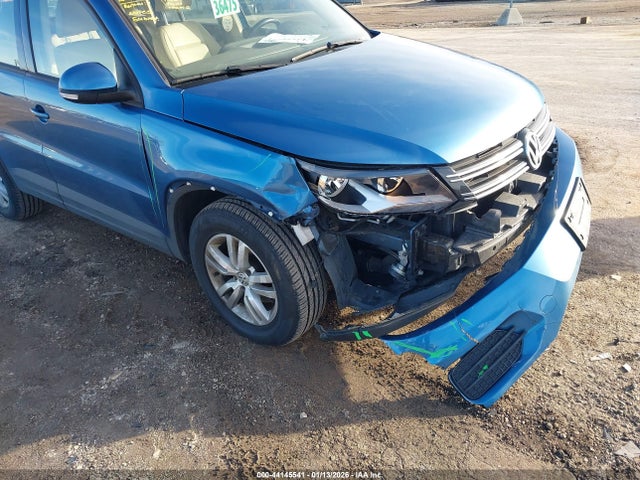 WVGBV7AXXHW508222 Volkswagen Tiguan 2.0t S
