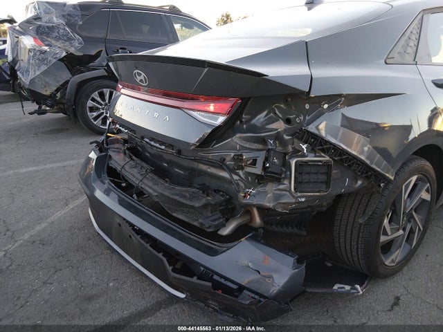 KMHLM4DGXSU956626 Hyundai Elantra Sel Sport