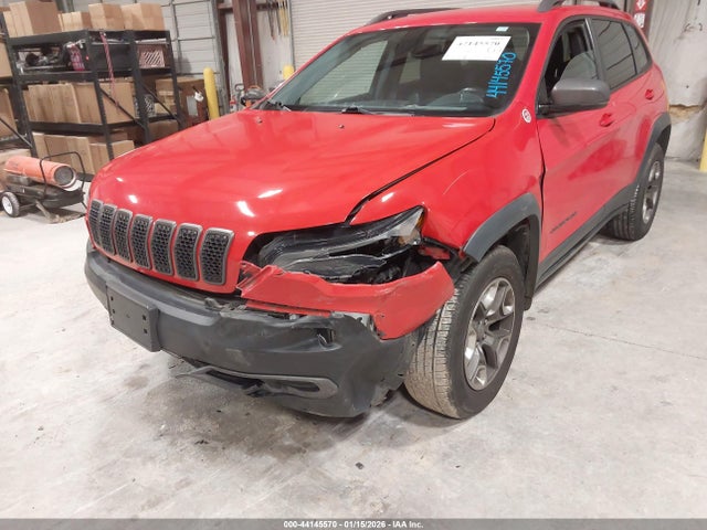 44145570 :رقم المزاد ، 1C4PJMBX4KD484425 vin ، 2019 Jeep Cherokee Trailhawk 4x4 مزاد بيع