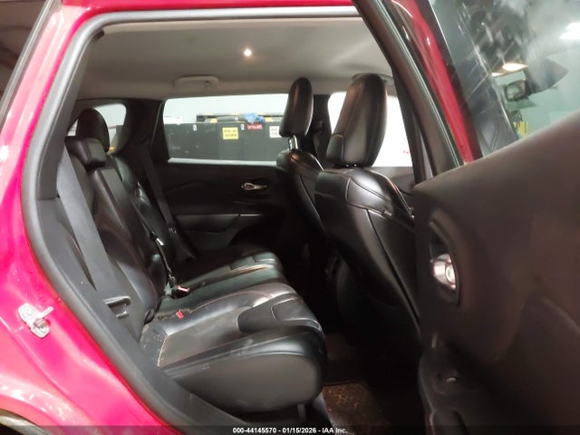 44145570 :رقم المزاد ، 1C4PJMBX4KD484425 vin ، 2019 Jeep Cherokee Trailhawk 4x4 مزاد بيع