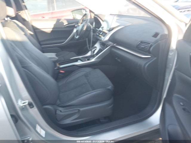 2025 MITSUBISHI ECLIPSE CROSS JA4ATWAA9SZ004823 Photo 4