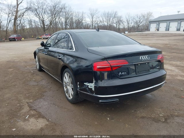 2016 AUDI A8 L WAU34AFD1GN020639 Photo 2
