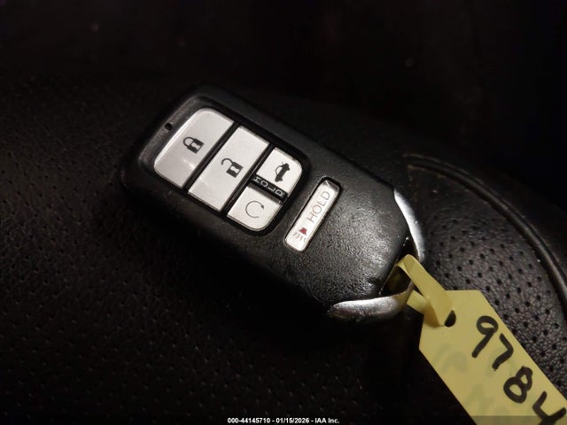 Продажа на аукционе авто 2016 Honda Civic Touring, vin: 19XFC1F92GE039798, номер лота: 44145710