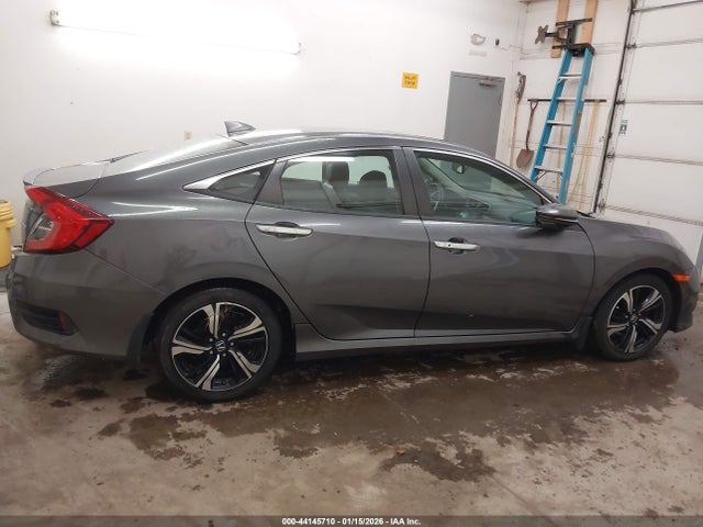Продажа на аукционе авто 2016 Honda Civic Touring, vin: 19XFC1F92GE039798, номер лота: 44145710