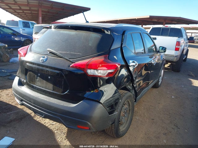3N1CP5CUXJL541035 Nissan KICKS S