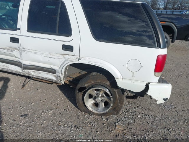 2000 CHEVROLET BLAZER 1GNCS13W3Y2333183 Photo 5