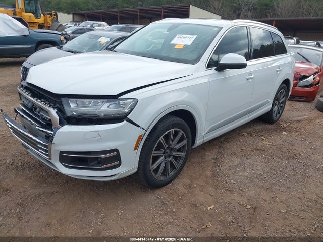 Продаж на аукціоні авто 2017 Audi Q7 3.0t Premium, vin: WA1VAAF73HD040472, номер лоту: 44145747