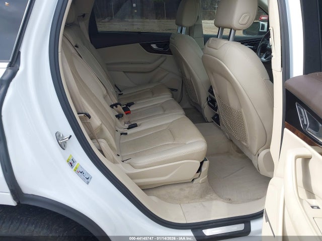 Продаж на аукціоні авто 2017 Audi Q7 3.0t Premium, vin: WA1VAAF73HD040472, номер лоту: 44145747