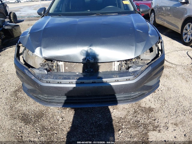 2019 Volkswagen Jetta 1.4t R-line/1.4t S/1.4t Se მანქანა იყიდება აუქციონზე, vin: 3VWC57BUXKM082601, აუქციონის ნომერი: 44145750