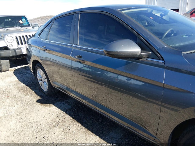 2019 Volkswagen Jetta 1.4t R-line/1.4t S/1.4t Se მანქანა იყიდება აუქციონზე, vin: 3VWC57BUXKM082601, აუქციონის ნომერი: 44145750