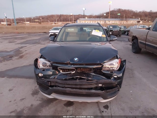 2015 Bmw X1 Xdrive28i მანქანა იყიდება აუქციონზე, vin: WBAVL1C50FVY38208, აუქციონის ნომერი: 44145771