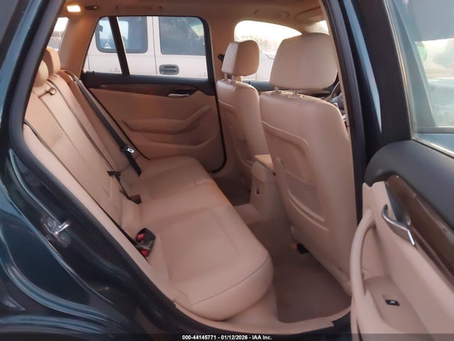 2015 Bmw X1 Xdrive28i მანქანა იყიდება აუქციონზე, vin: WBAVL1C50FVY38208, აუქციონის ნომერი: 44145771