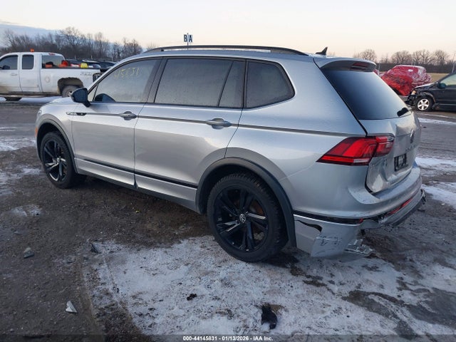 3VV8B7AX2PM000592 Volkswagen Tiguan 2.0t Se R-line Black